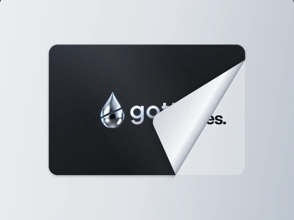 Adesivo com o logo da Gotta meio descolado, revelando a frase “Uma ideia. Várias possibilidades.”.